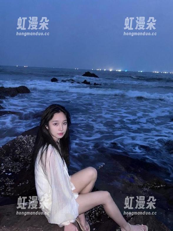 17c吃瓜 今天的奇闻异事,全在“17c吃瓜”链接里等你!食量可不小哦!