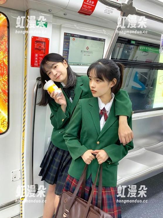 17吃瓜 “17吃瓜”链接都在哪?是放飞自我还是掉坑里?