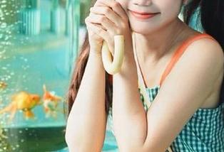 摆脱俗套，没事点开51.cg上的链接无意间真人秀？
