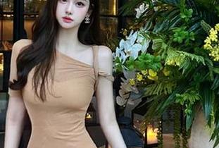 今日观看:51吃瓜给我提了个醒,吃瓜途中也可以顺便浏览别人的狗血剧情!