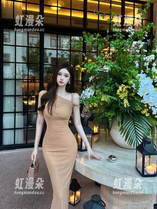 51吃瓜 今日观看:51吃瓜给我提了个醒,吃瓜途中也可以顺便浏览别人的狗血剧情!