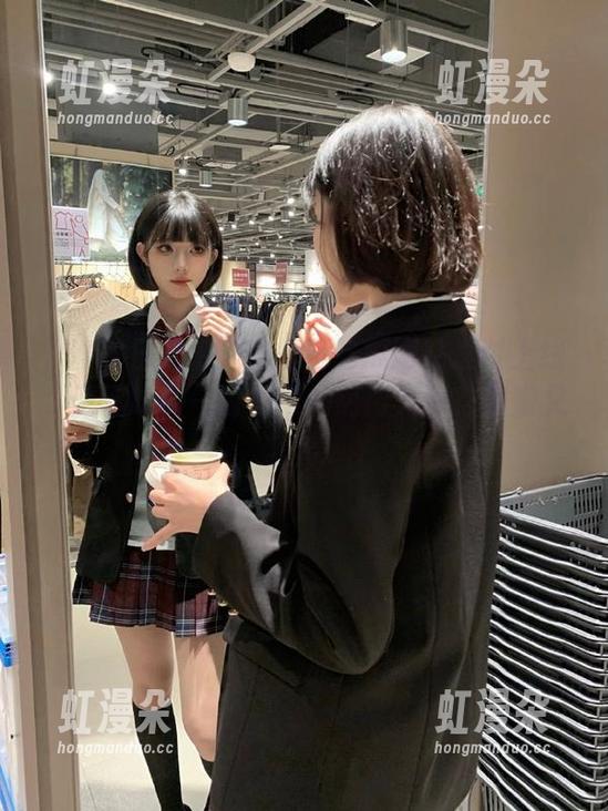 51每日吃瓜 51每日吃瓜网站准时上线,愿你吃到一口不腻的热门大瓜,甜蜜又清爽。