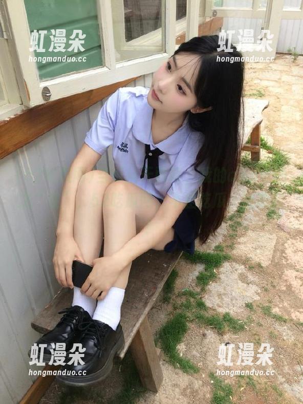 52吃瓜网 当瓜从天而降,我的app也随之“哇”,52吃瓜网,不止吃瓜,还能撩!