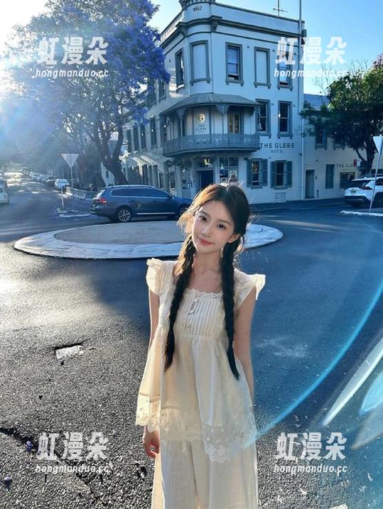 58吃瓜 “58吃瓜”搭建了八卦的百变线路,让心情瞬间开挂,带我飞!