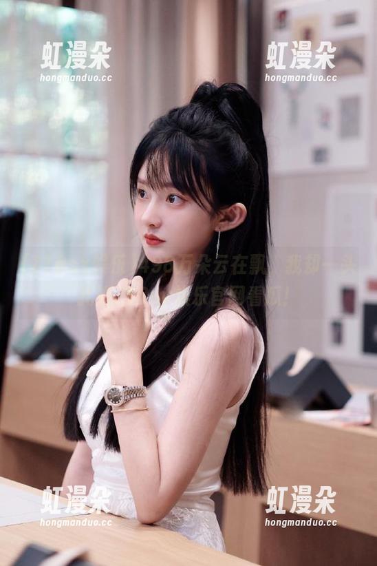 718sx娱乐 498万朵云在飘,我却一头扎进718sx娱乐官网看瓜!