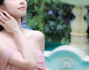 在线“hl155.ccm”:你以为你见过的都是瓜,其实还有些可乐的倩影在前面晃悠。