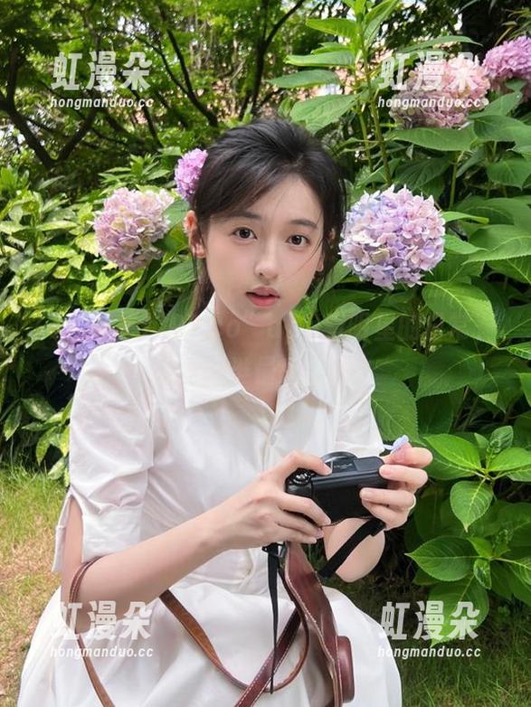 hl 从“hl02.co”app看明星的日常,你觉得谁最爱互作?