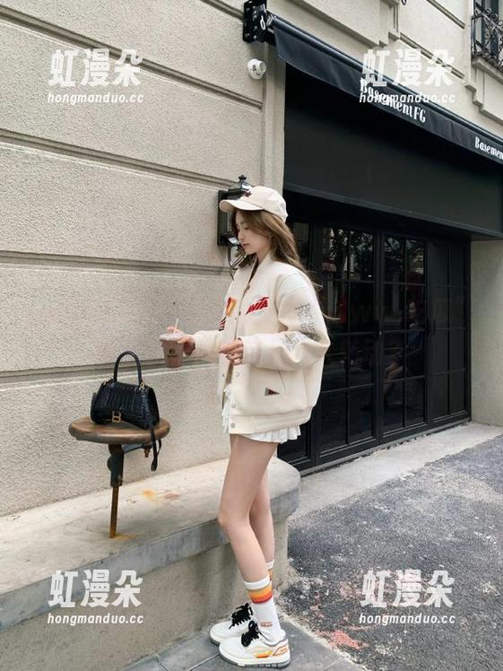 www.吃瓜 为啥总觉得“www.吃瓜”能让我的八卦脑袋永久转动?