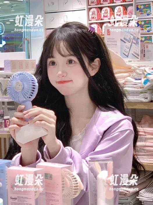 最近更新，www.zztt15.com又开始放飞自我了，坐稳咯！