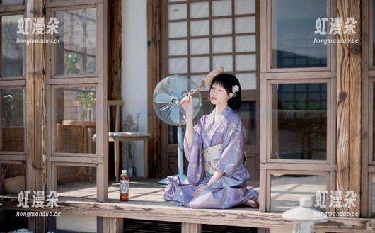 九一吃瓜群 九一吃瓜群苹果版——随时随地来点八卦!