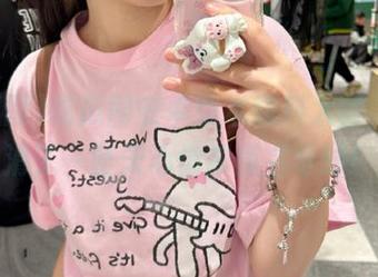 吃瓜网安卓版本爆料太猛，手指滑了一整天心情却莫名奇妙！