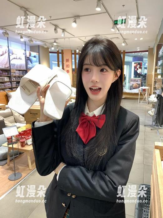 吃瓜网 吃瓜网官网:军训风云,舞动的身影无法抵挡的青春气息!