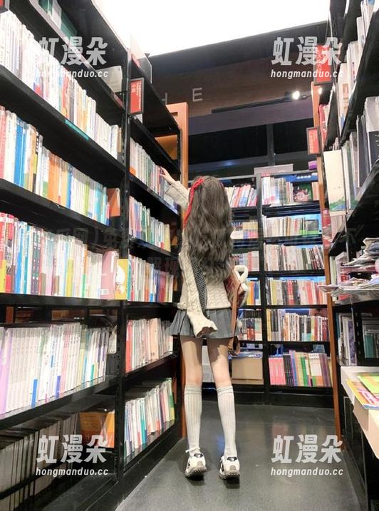 免费观摩！吃瓜网居然可以在不雅照现场打滚？