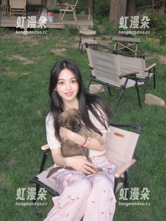 吃瓜黑料 下载《吃瓜黑料》,在线解锁那些你永远都想不到的爆料!
