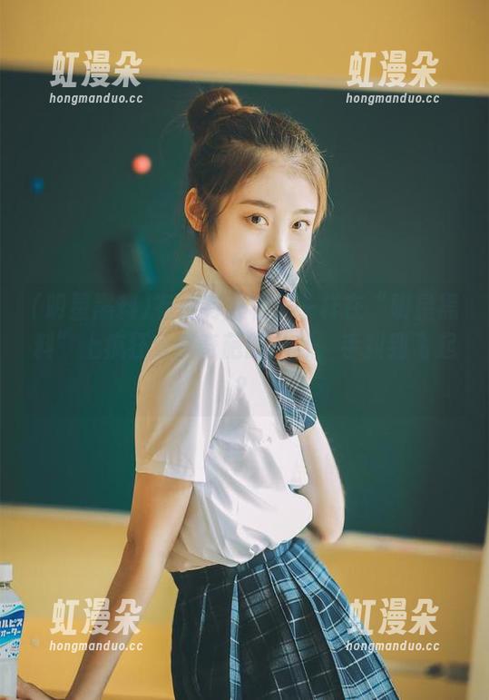 明星黑料 有没有人和我一样在“明星黑料”上疯狂分享奇葩的八卦,手抖到飞起?