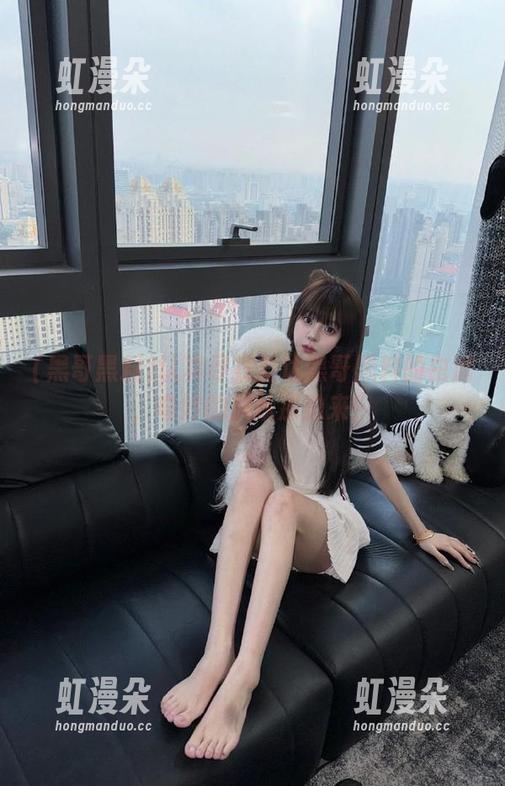 黑哥黑料 认真寻找直达黑哥黑料的虫洞,奇妙的瓜从那边来!