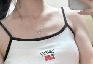 “黑料不打洋”的视频和我的心情一样,时而高峰时而低谷。