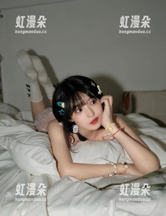 黑料吃瓜 聊聊黑料吃瓜:这免费网址才是你最该关注的新宠!