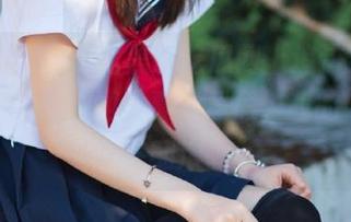 在黑料吃瓜网上追这条“线路”,头条新闻里真真假假,我的内心都在翻滚。
