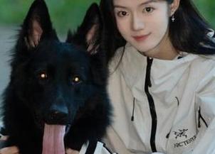 安卓用户看黑料吃瓜网站,正能量满满,真是个奇妙的体验,莫名被感动到了!