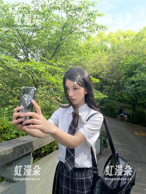 黑料正能量 手握黑料正能量index万里长征,ios里的闲聊你敢聊到哪?