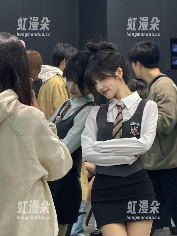 跟着我，直达黑料网：在线吃瓜，绝不拉稀！